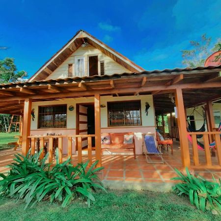 Villa La Flor de Loto Cartago Exterior foto