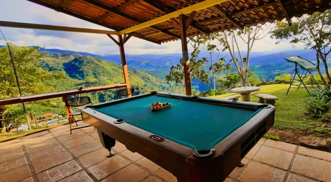 Villa La Flor de Loto Cartago Exterior foto